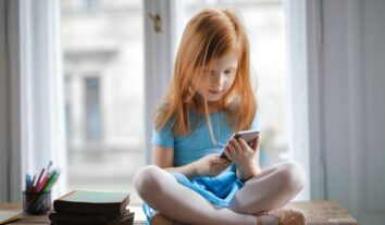 Meta toma decisão sobre conteúdo para adolescentes no Instagram e Facebook