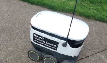 Você sabe como os robôs de delivery funcionam? Veja como usá-los