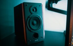5 dicas para proteger sua caixa de som e garantir qualidade